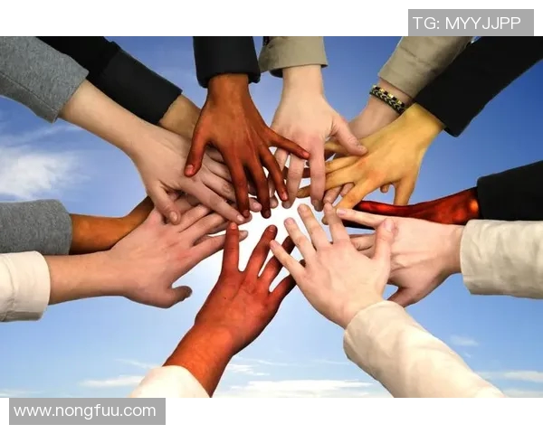 以运动员精神为核心，塑造坚韧意志与团队合作的力量