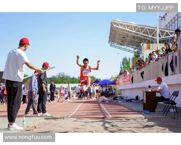 竞技体育发展与创新：探索新时代体育竞争力与全球化趋势的融合路径