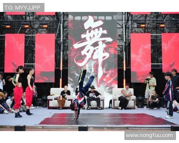 街舞热潮来袭：深入南京街舞队的节奏与魅力探秘之旅